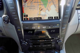 Lexus LS 600 HL 4x4 hybrid WELLNESS