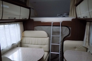CI International Elliot 40 Fiat 2.3 JTD 7míst TOP
