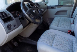 Volkswagen Caravelle 2.5 TDi Long 4x4 9 míst
