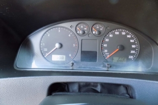 Volkswagen Caravelle 2.5 TDi Long 4x4 9 míst