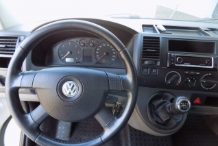 Volkswagen Caravelle 2.5 TDi Long 4x4 9 míst
