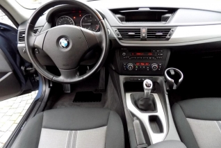 BMW X1 xDrive 18d Top stav vyhřívaná sedad