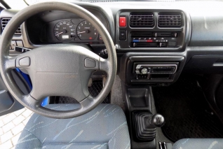Suzuki Jimny 1.3i 4x4 tažné zařízení