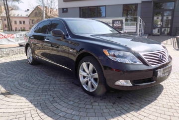 Lexus LS 600 HL 4x4 hybrid WELLNESS
